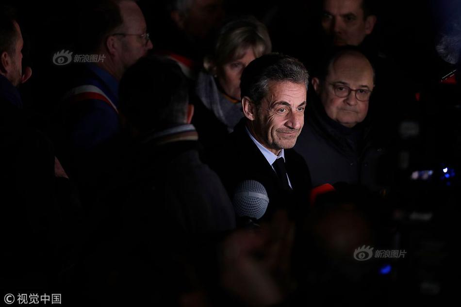 中外记者探访深圳：米洛克奇幻小镇的魔法互动令人惊叹；外国专家惊叹“太神奇了！”截图3