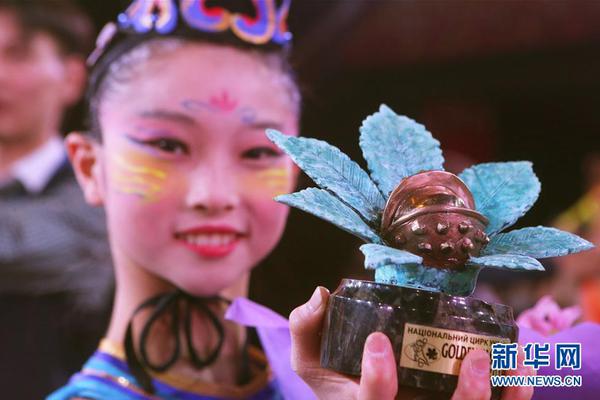 吸引人气，将网络红人打造成长期明星（新视野：培育服务消费新增长点）截图2